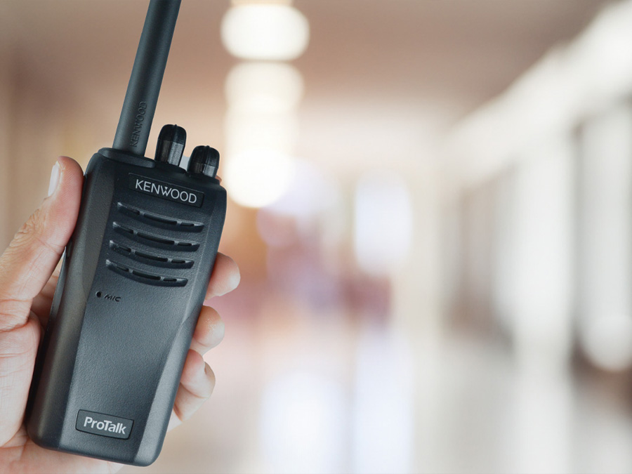 2 Way Radios for Schools, Colleges & University THUNDERPOLE
